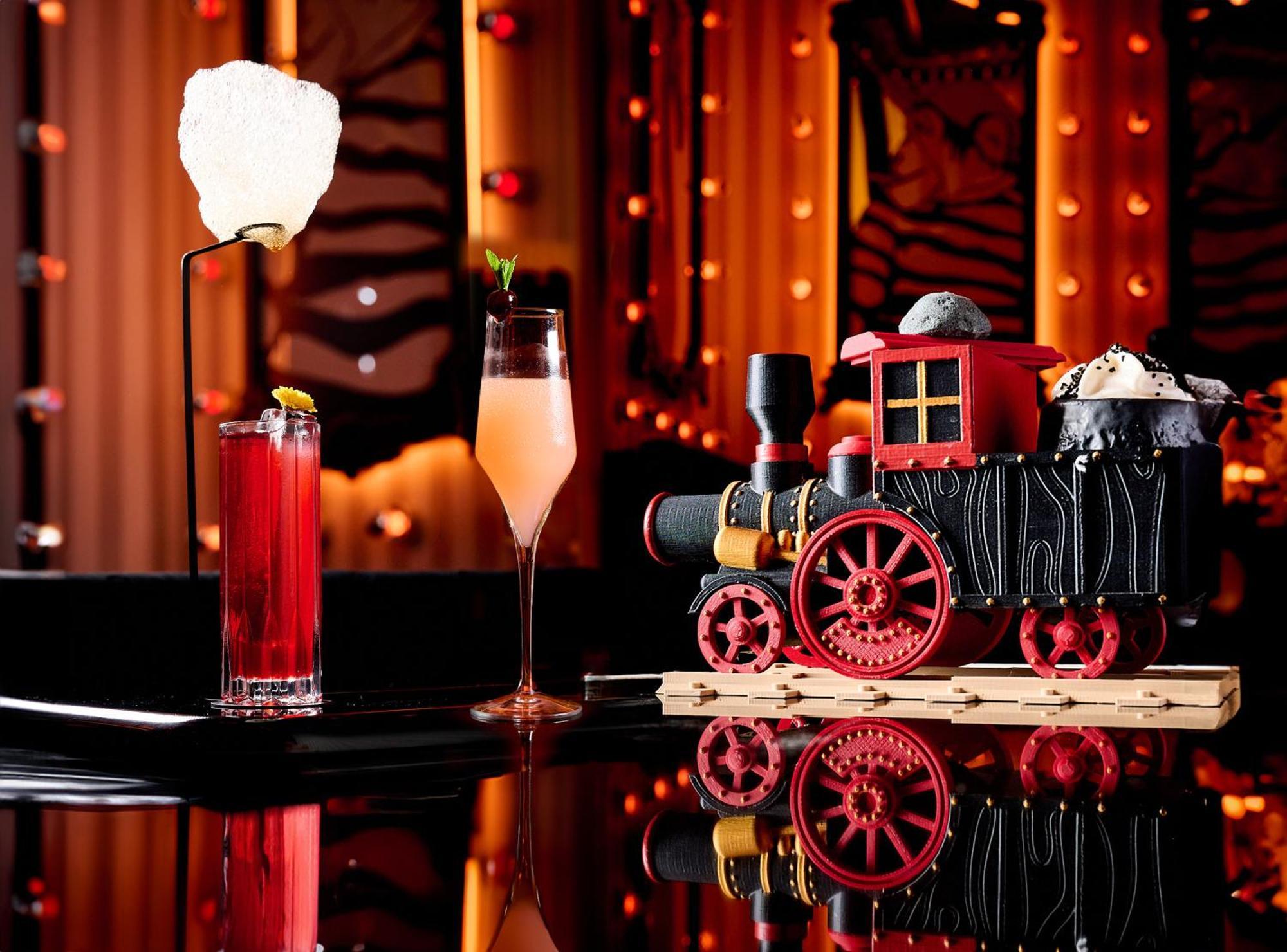 Five Luxe 호텔 두바이 외부 사진 The bar at the Mandarin Oriental, Munich