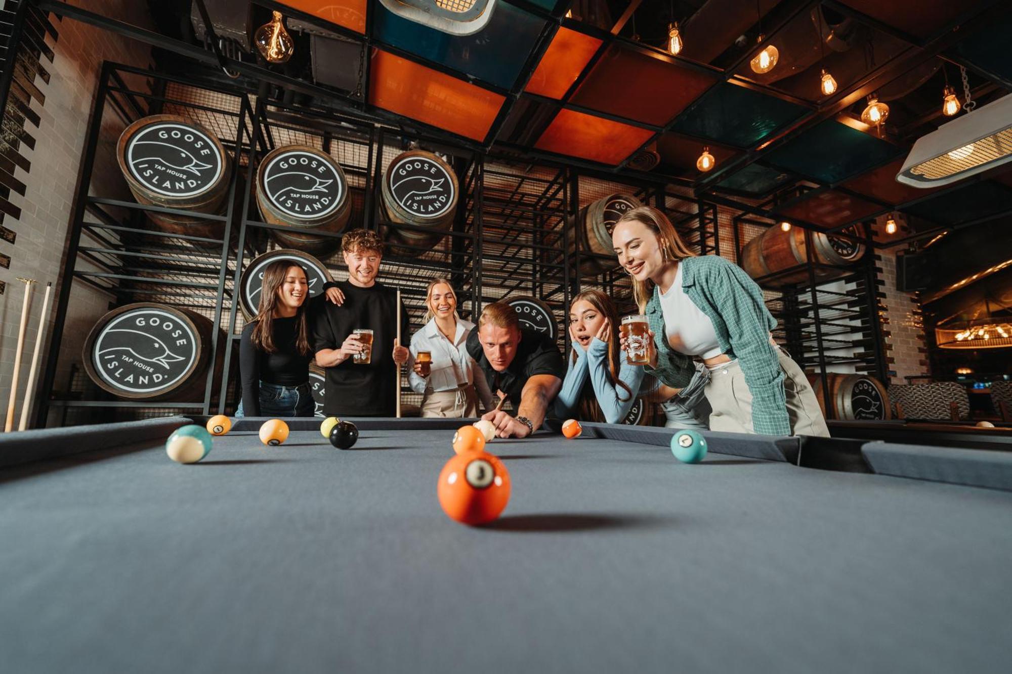 Five Luxe 호텔 두바이 외부 사진 Pool players