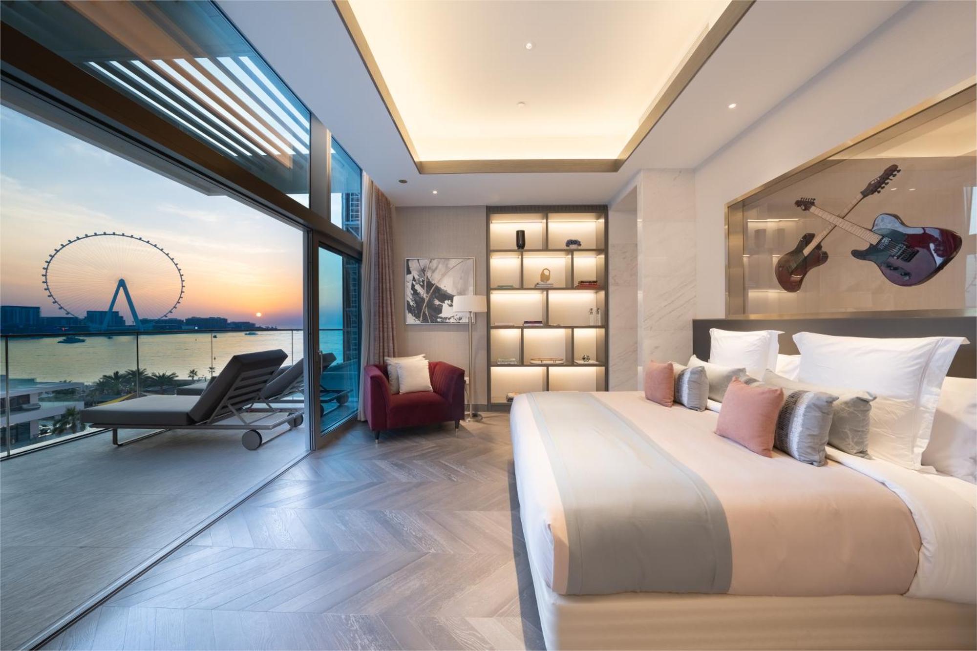 Five Luxe 호텔 두바이 외부 사진 The bedroom of a Sky Suite